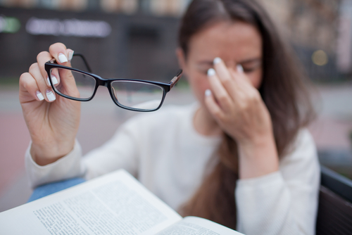 3 Signs It's Time To Get Your Dry Eye Treated